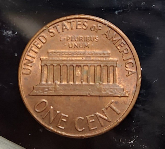 1975-Lincoln-Cent-Penny-For-Grading.