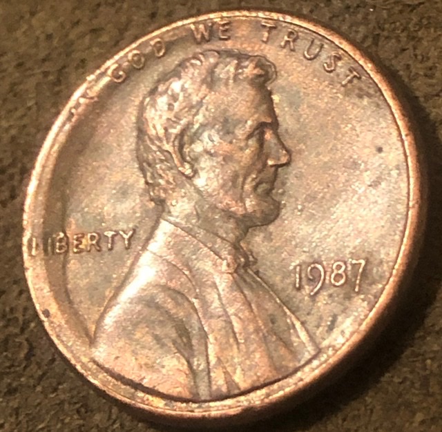 1987-Penny---Mint-Error-Or-Normal-Wear?
