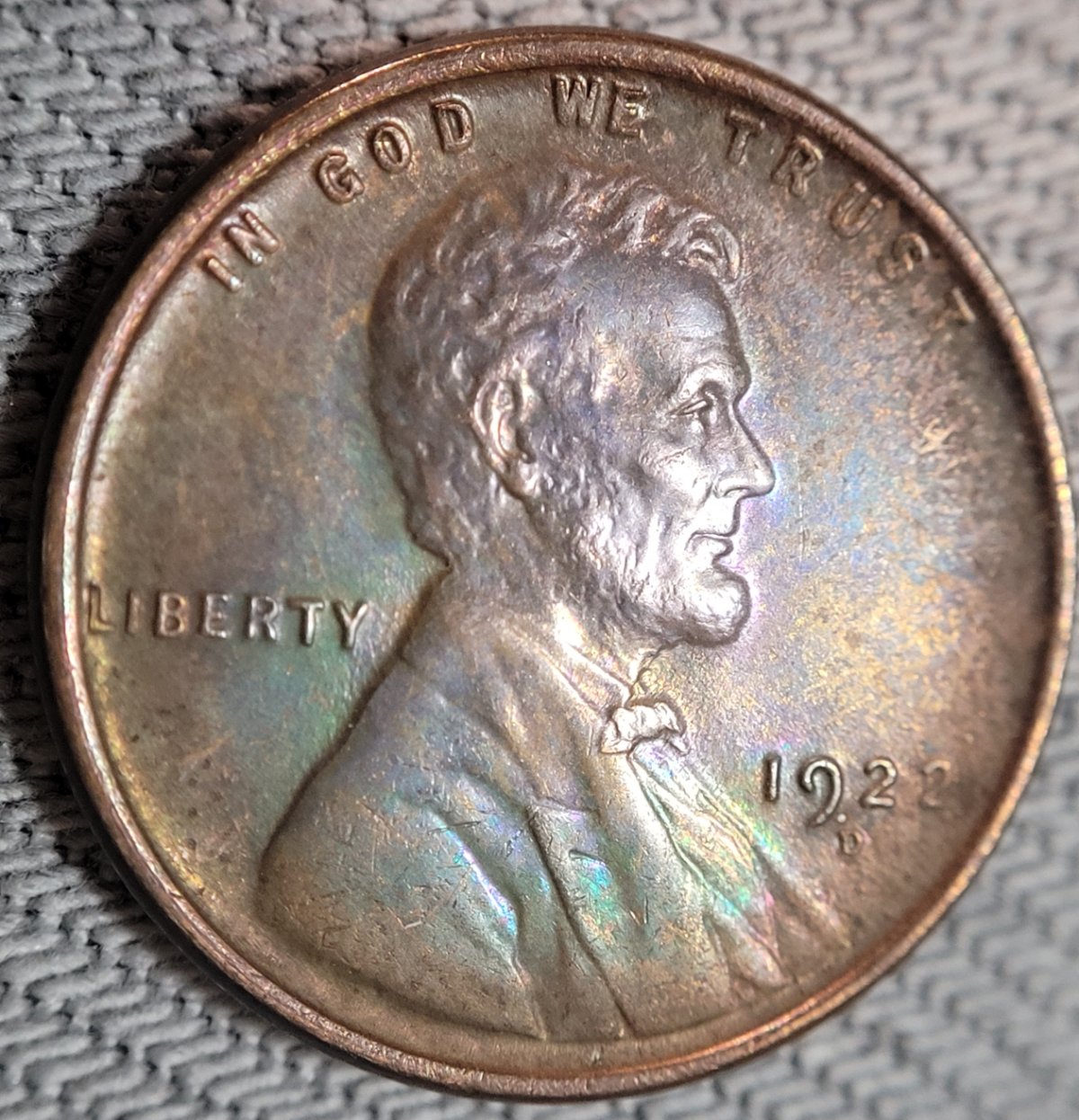 1922-D-Lincoln-Wheat-Cent,-Grade?