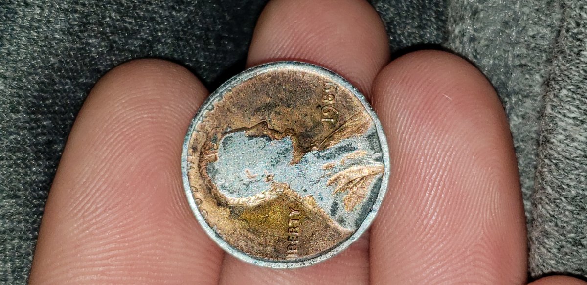 1989-Penny-2.1-Grams-Silver-Color