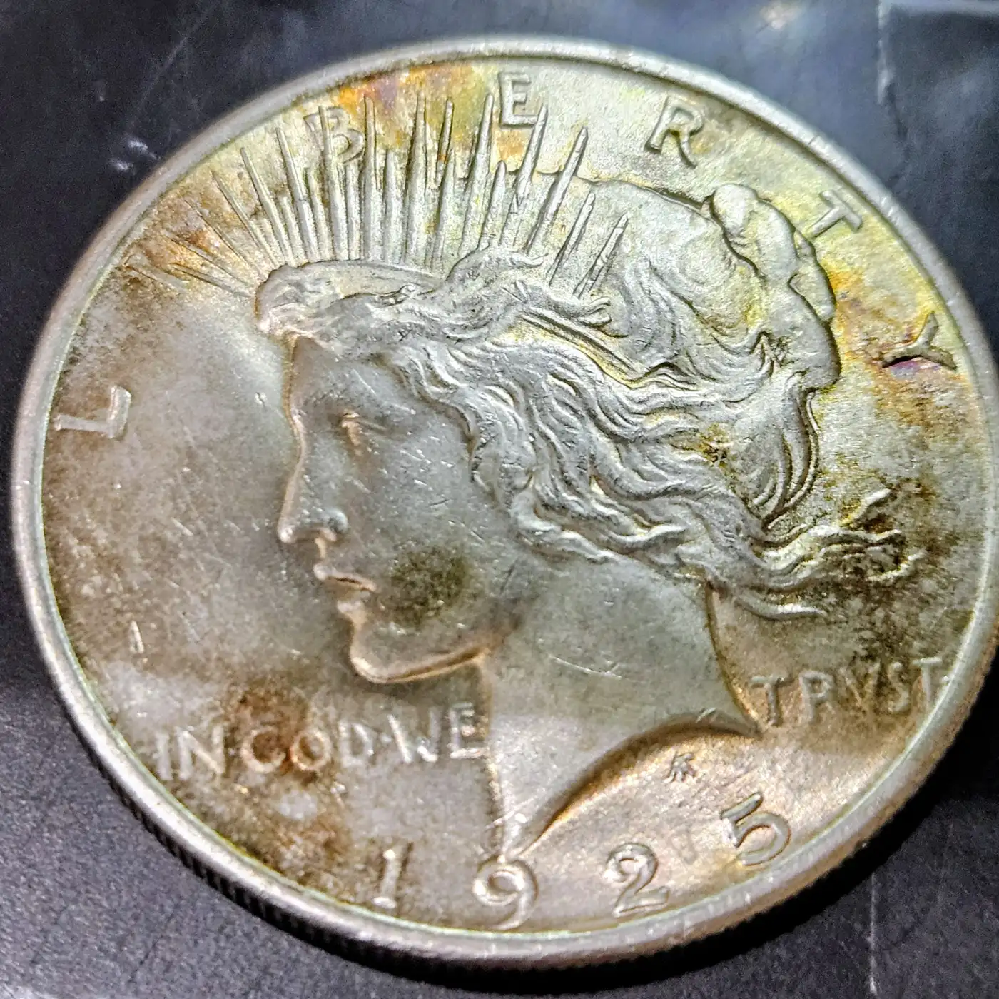 1925-P-Peace-With--Speared-Eagle-And-Die-Cracks-On-Reverse--Obverse-Has-Errors-Too.