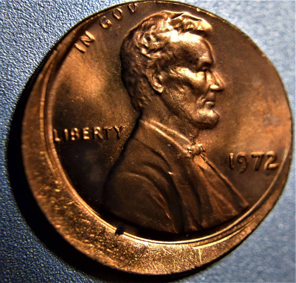 1972-BU-Appealing-Off-Center