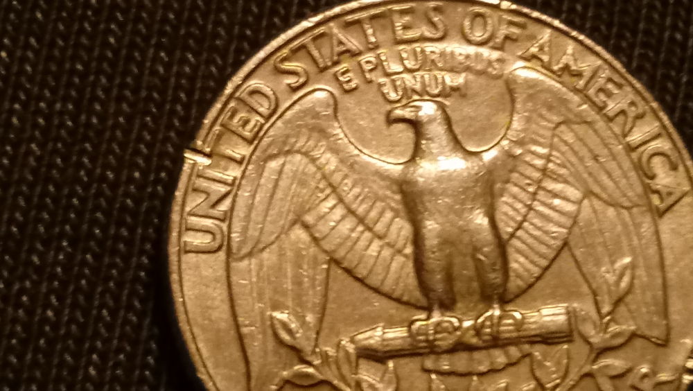 1982-Quarter-Liberty-Looks-Like-Right-On-The-Egde-Where-Rim-Also-Maybe-Die
