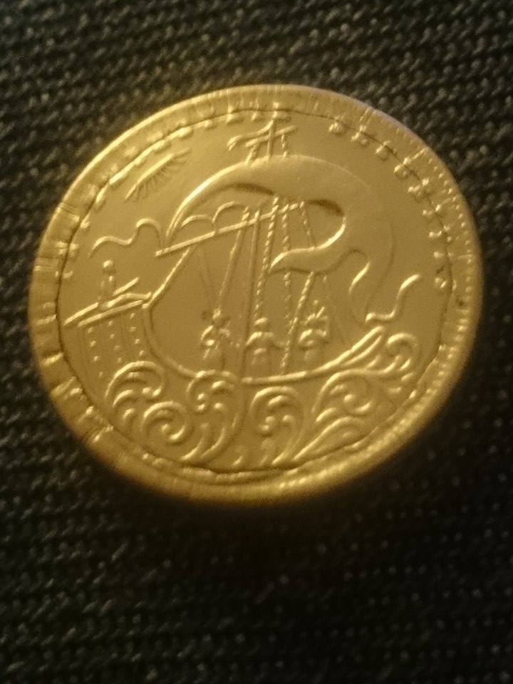 Never-Seen-One-Of-These-Before,-Can-Anyone-Help?