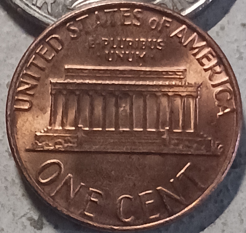 1983-D-Lincoln-Penny-Die-Crack-On-Reverse-Through-One-Cent