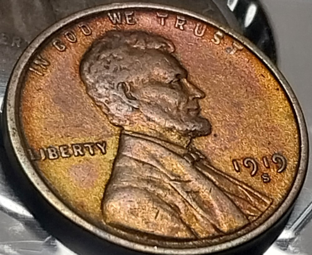 1919-S-Lincoln-Wheat-Cent-With-Some-Interesting-Color-/-Toning?