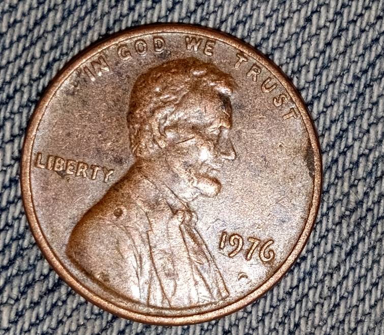 1976-P-Lincoln-Memorial-Cent-Mint-Error-Coin?