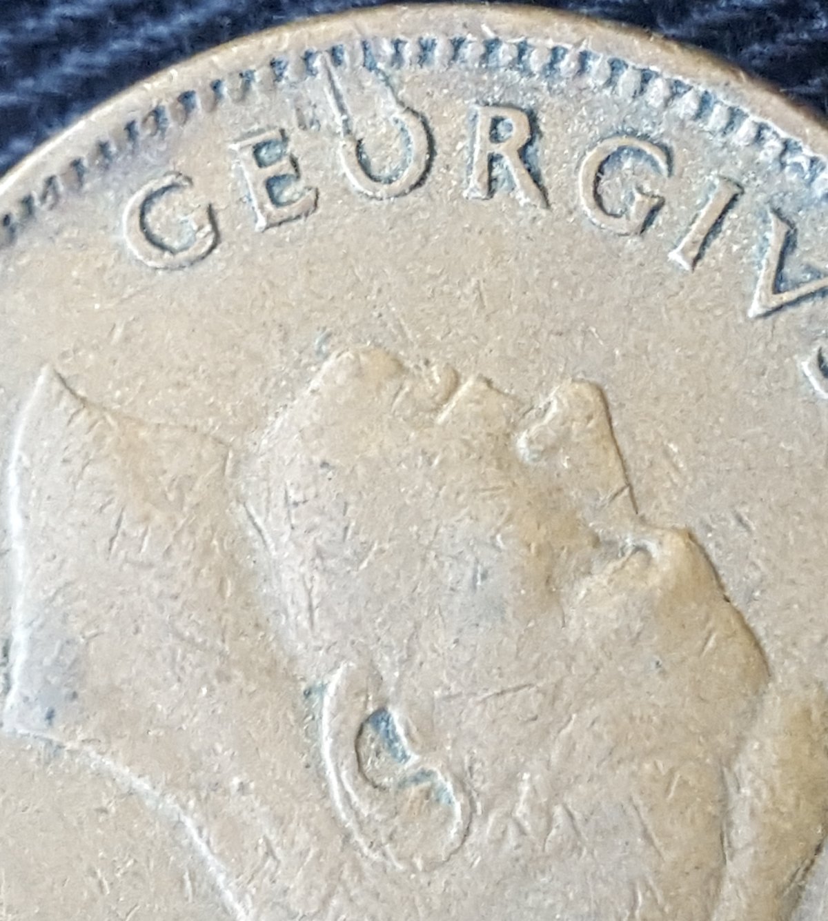 1944-Canadian-Penny---Double-Die-Crack?