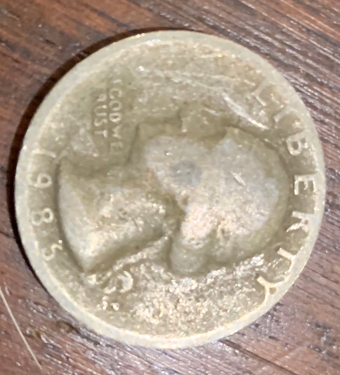 1986-Extremely-Worn-Quarter