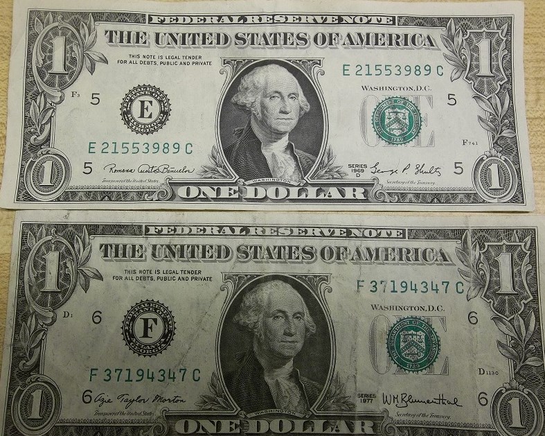 Sharing-My-Find-$1-Bills-60's-&-70's
