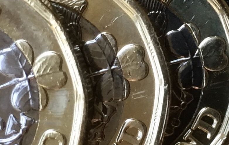 New-UK-1-Pound-Coins