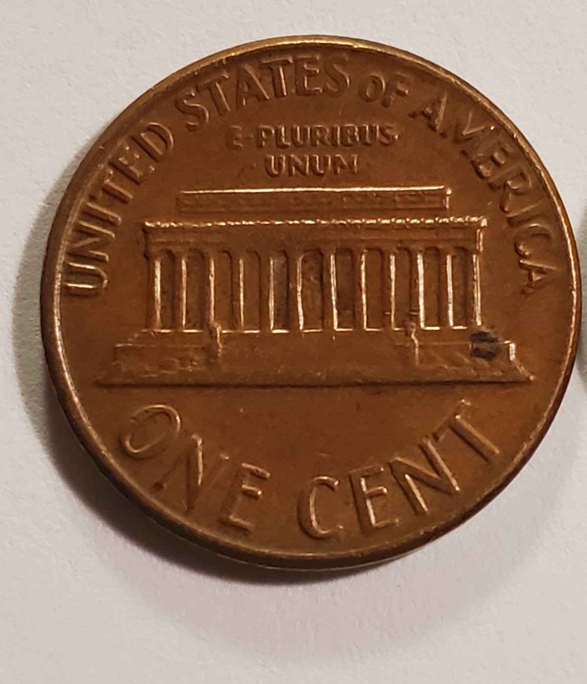 2-1969-D-Lincoln-1c-Floating-Roof,-Missing-Designers-Initials.
