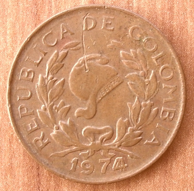 Colombian-Coin-5-Centavos-1974-4/4-Left