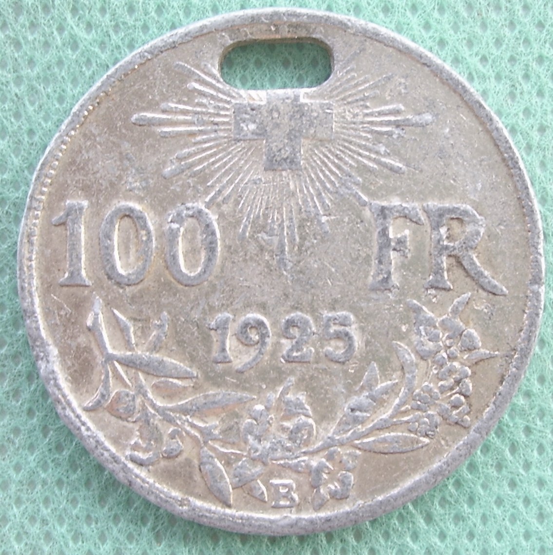Could-You-Help-Me-To-ID-This-Piece-?