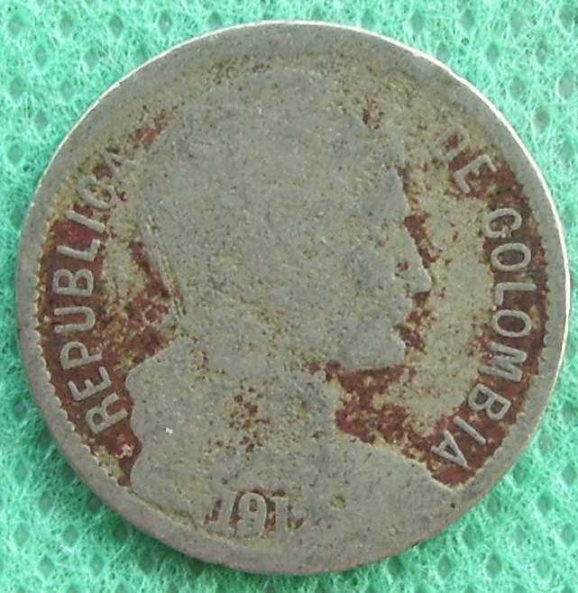 Could-You-Help-Me-To-ID-This-Piece-?