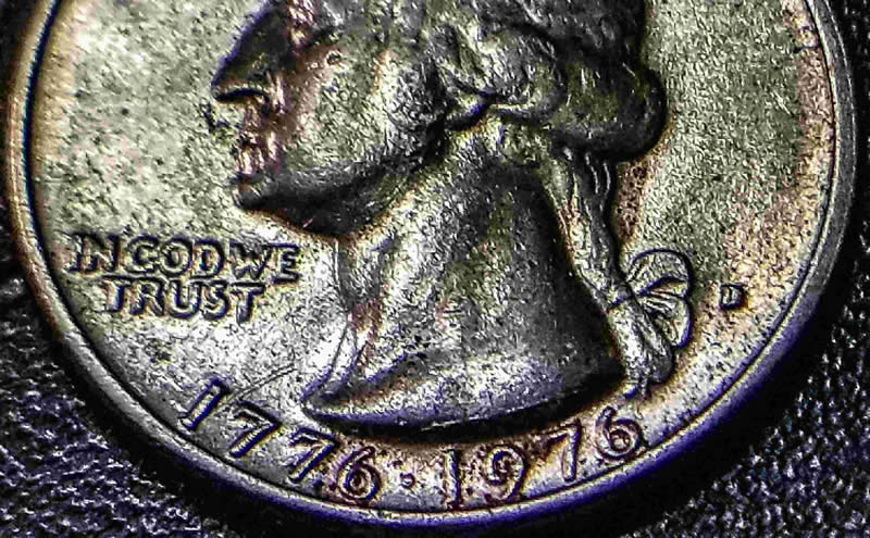 Bicentennial-Washington-Quarter,-MD-On-Date?-Lamination-On-Reverse?