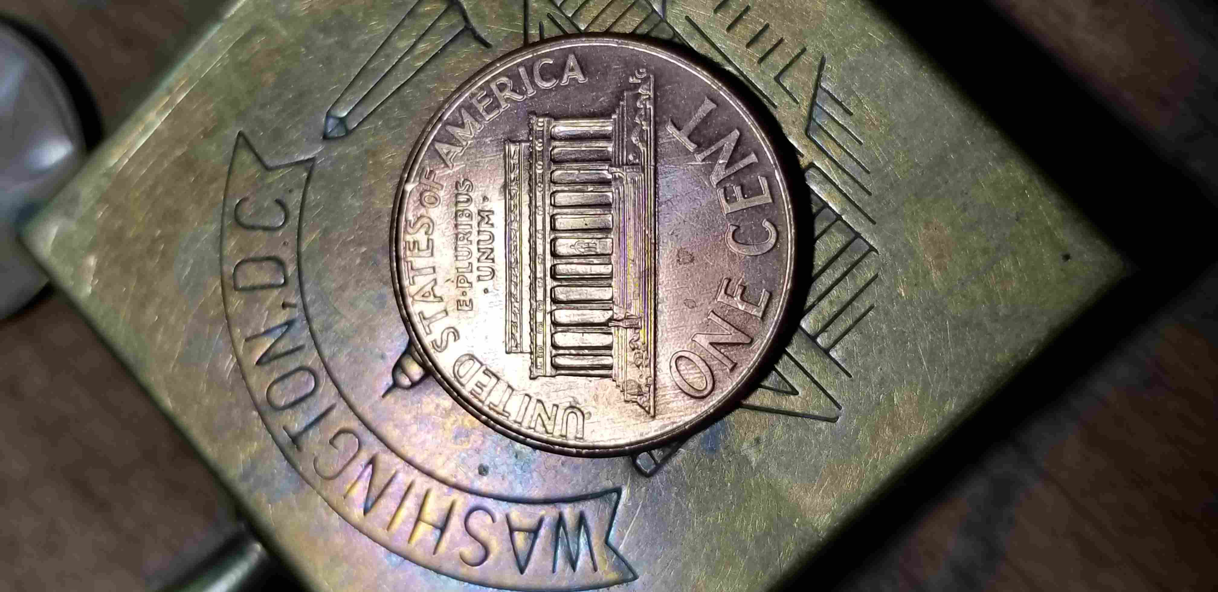 2002-D-Lincoln-Cent--Are-These-Lines-Normal?