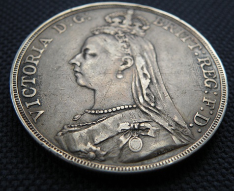 1889-Victoria-Crown.-VF-?