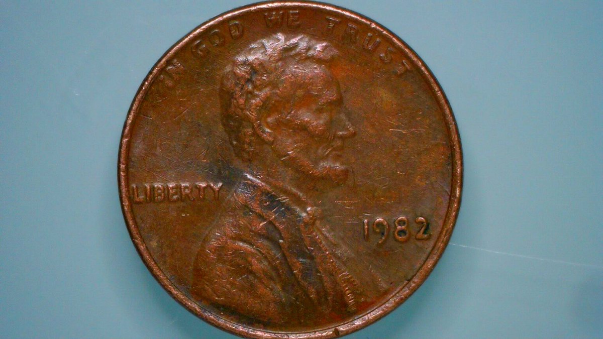 Finally-Find-The-1982-Large-Date-WDDO-002,-But-Its-In-Fair-Condition.
