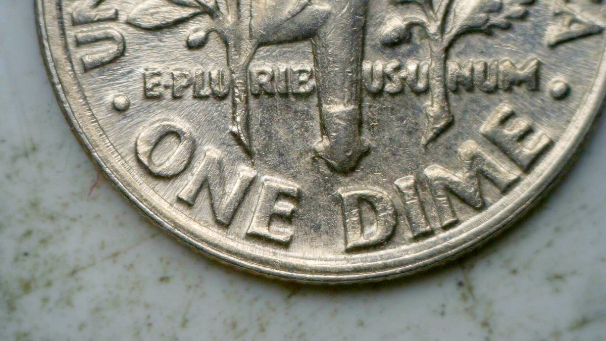 1999-P-Dime-Reverse-Looks-Very-Strange,-Not-Sure-If-Its-An-Error-Or-Damaged
