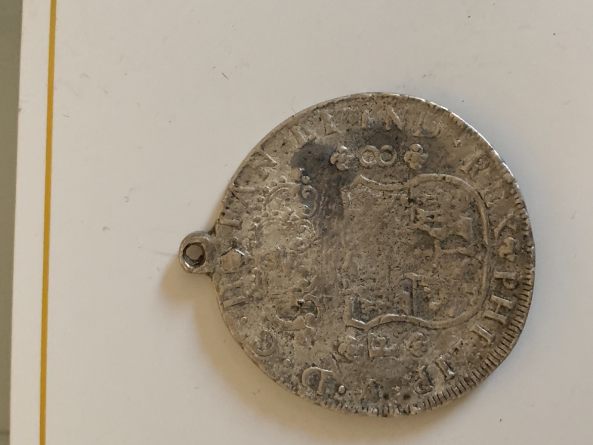 1732-Spanish-Pillar-Pendant