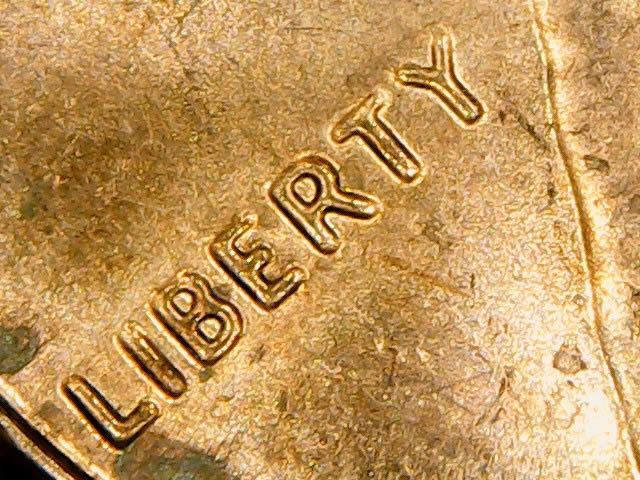 Please-Look-At-This-2017-D-Penny.-Is-This-Much-Doubling-Common-On-A-Coin?
