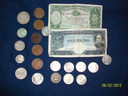 Coins-From-A-Deceased-Estate-25-And-46-Pennies-Amongst-Them