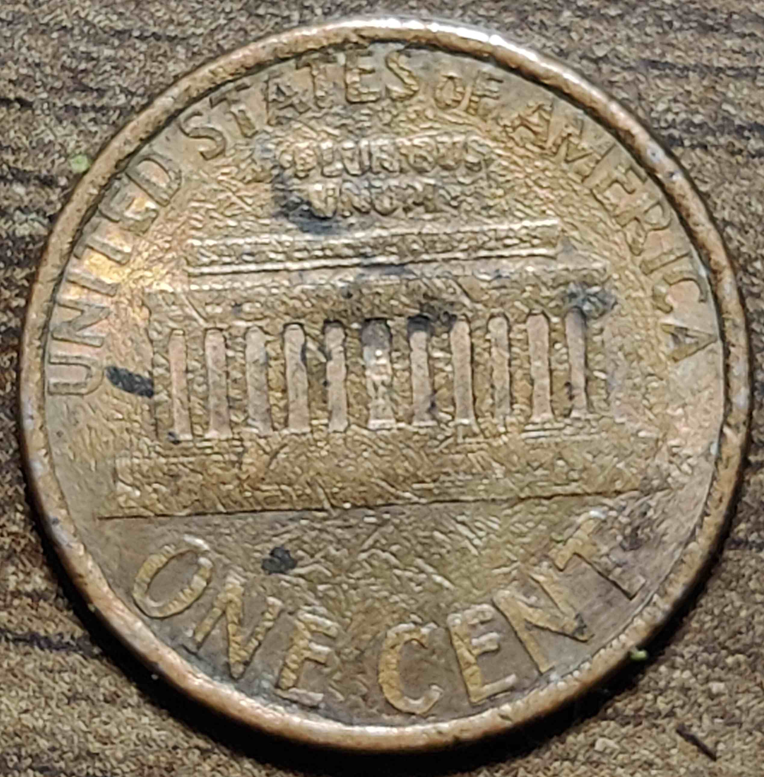 1990-PennyUnsure-Of-Full-Date-Possible-Grease-Strike-Or-Ghost-Number?