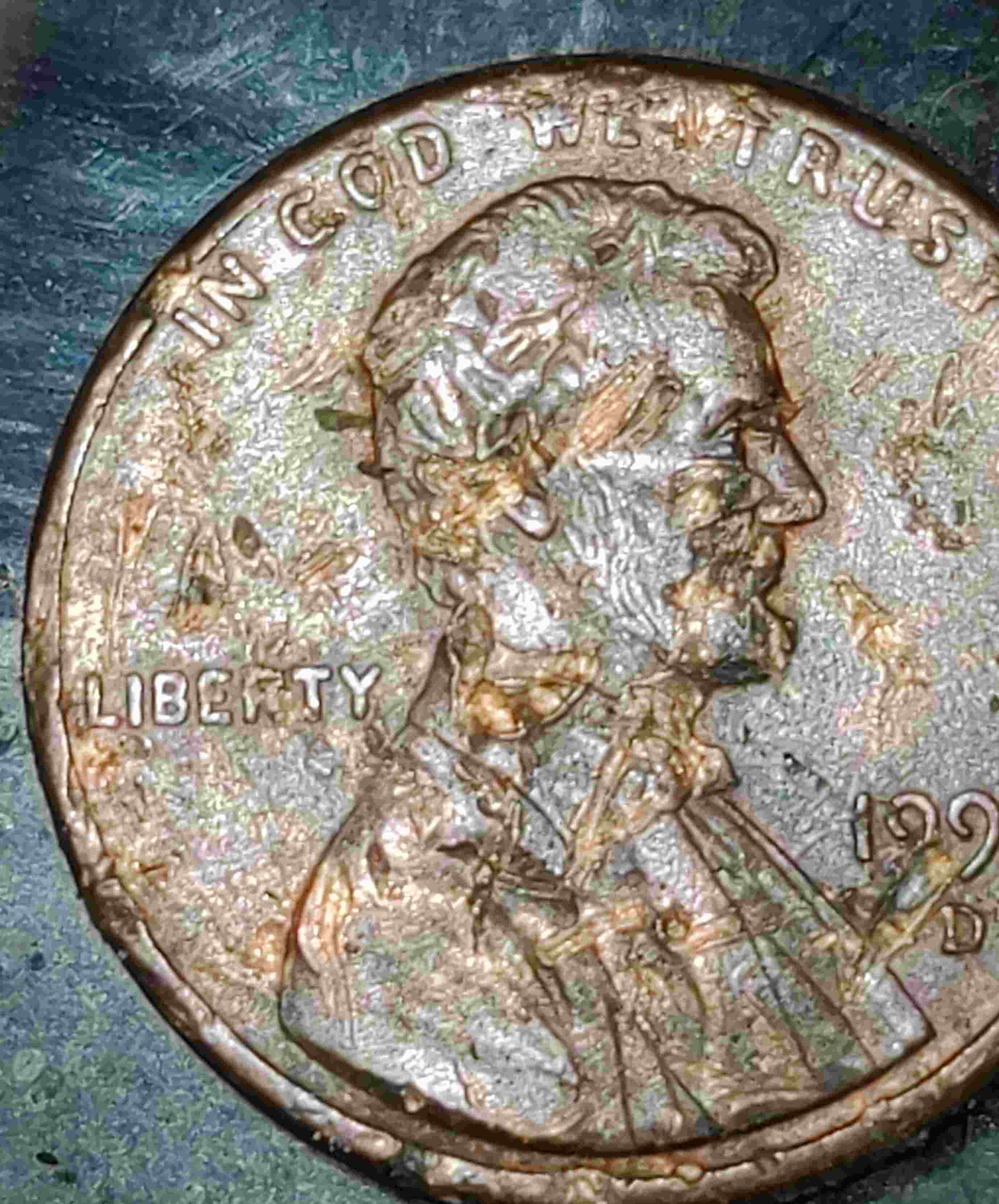 1992-D-Penny-Thinking-Got-Banged-Up-At-The-Mint.-Doubling/Strikes-Throughs/Die-Cracks