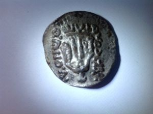 Help-Identifying-?-Geta-Ae22-Coin.