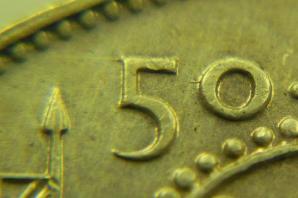 1950-50-Cent-Sweet-Die-Cracks