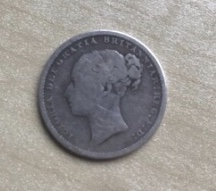 Possible-1884-One-Shilling-Obverse-Error-?