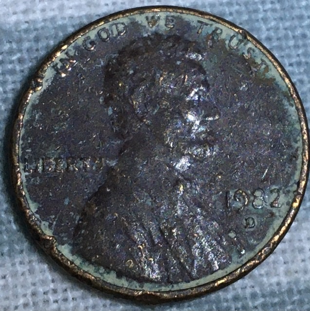 LMC-1982-D-Cent..🤞🏽-I-Need-Help-Identifying