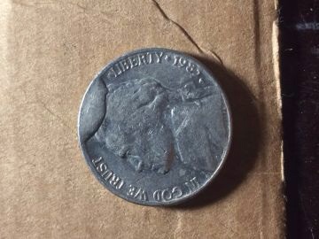 1983-Cud-Nickel-Found-In-A-Customer-Roll