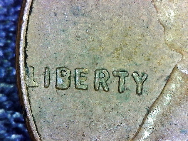 2-Lincoln-Wheat-Cents-1-Year-Apart---Same-Error