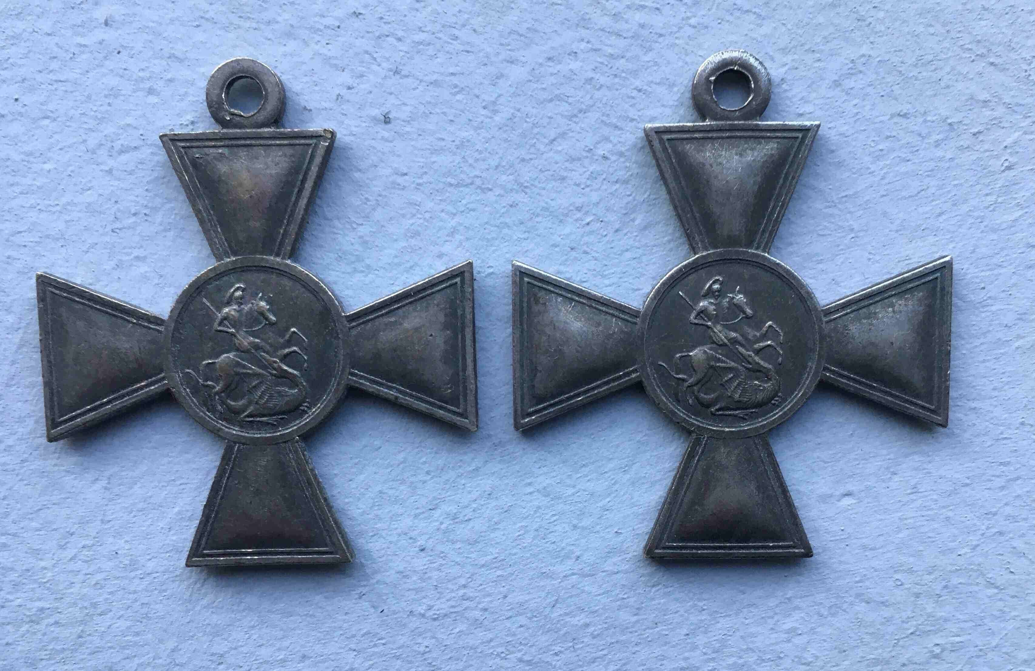 Fake-Russian-George-Crosses?