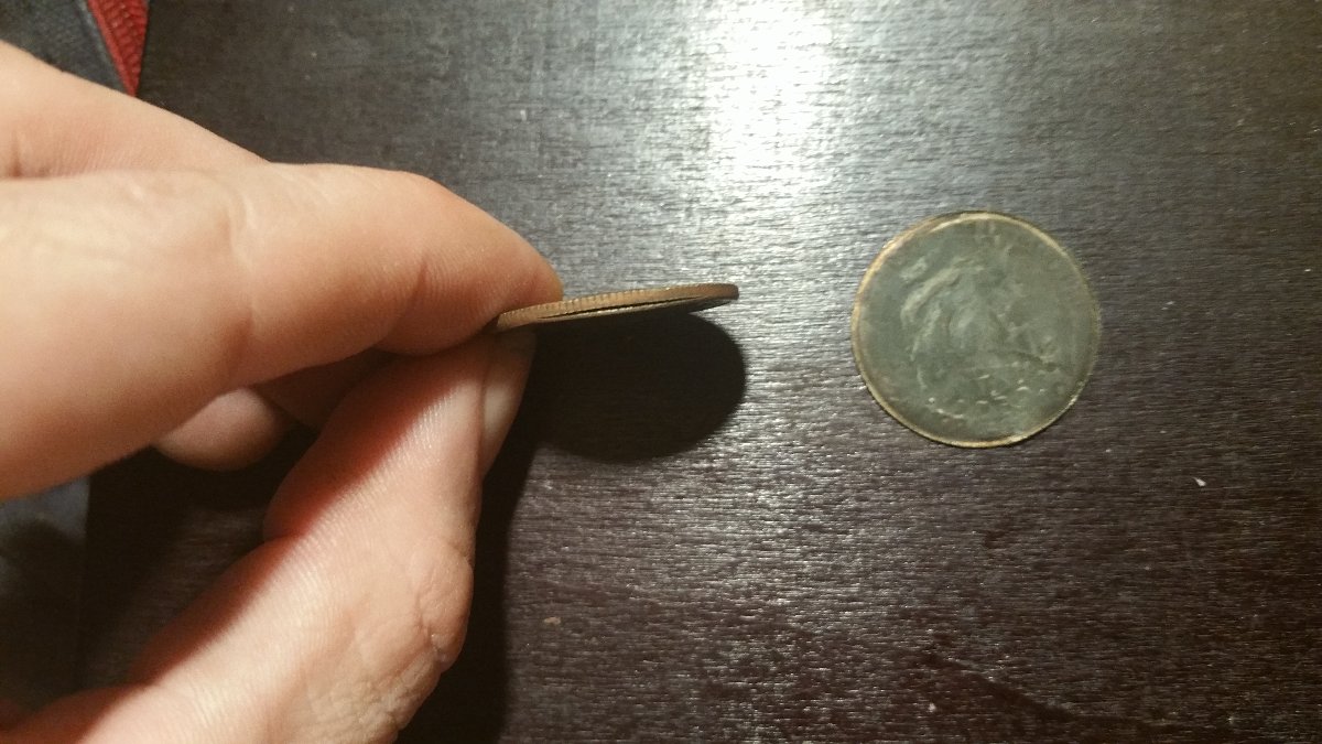 Heres-A-Cool-One..1977-Quarter..possible-Clam..reverse-Completly-Separated