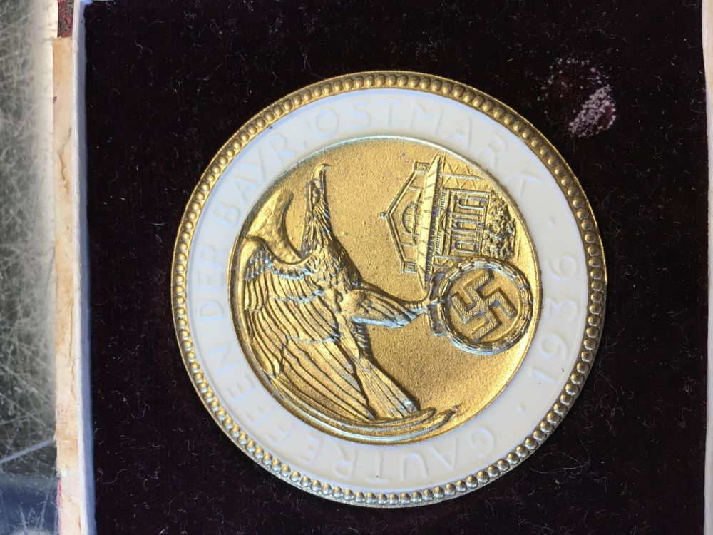 Anyone-Know-What-This-German-Medallion-Is?