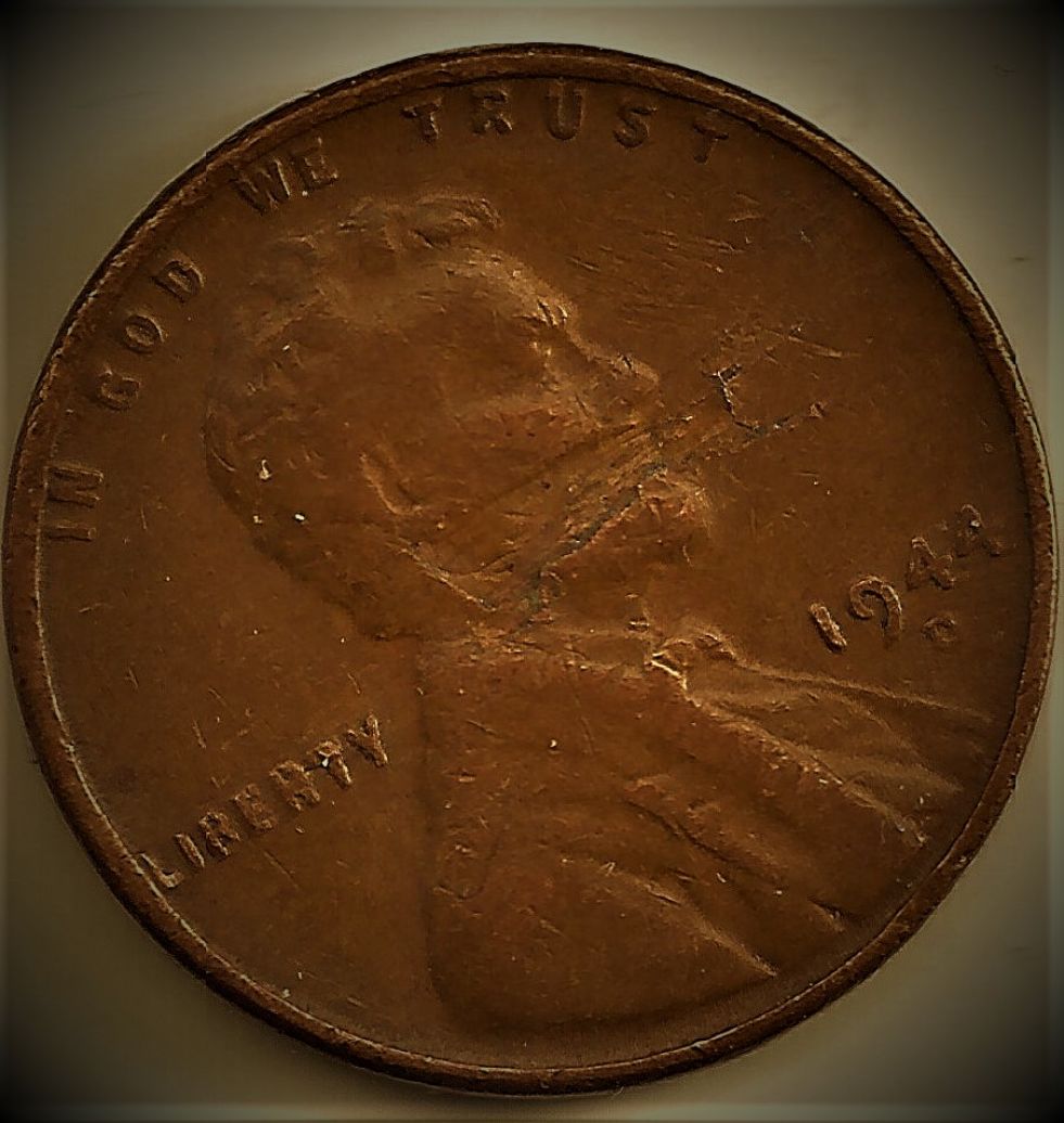 Is-This-1944-Wheat-Cent--An-Error--Or-Was-It-Damaged-After-It-Left-The-Mint