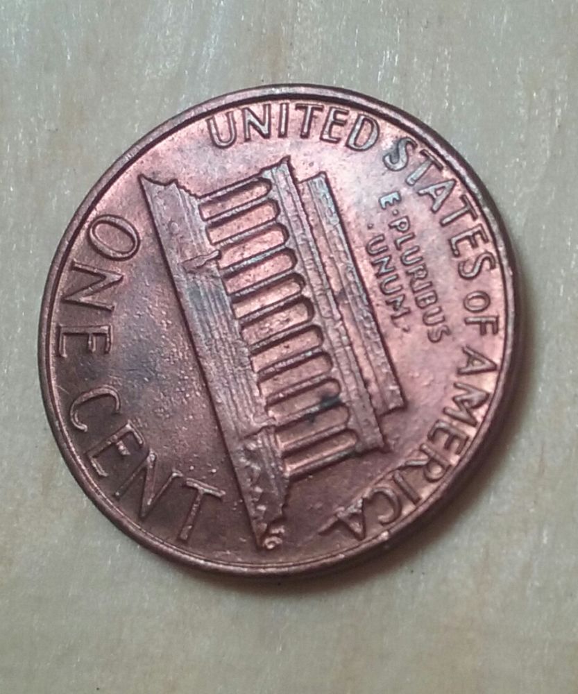 1982-Lincoln-Cent-Extra-Metal-Globs--On-Letters-Of-Reverse-?