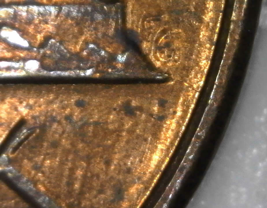 Post-A-Coin-Or-Medal-With-A-Die-Crack!