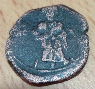 Help!-Unidentified-Coin,-Possibly-Roman?