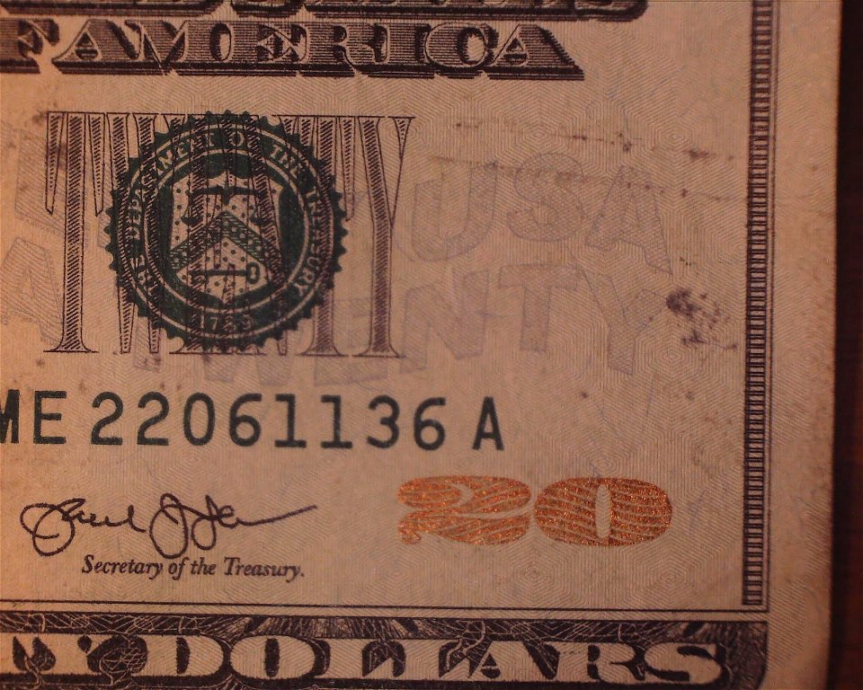 2013-$20----Please-Advise-If-This-Is-Mint-Ink-Error