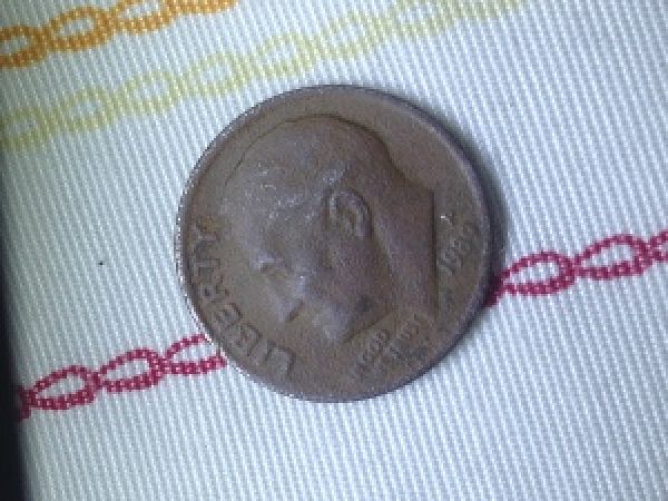 Found-A-Copper-Roos-Dime,-Or-Maybe-Not.-Bear-With-Me...