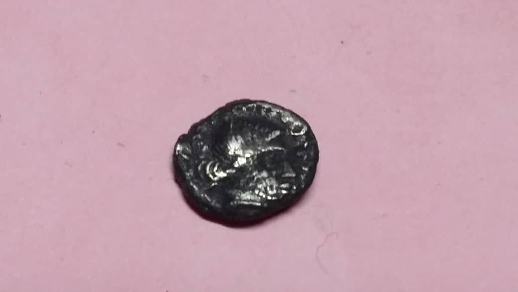 Pls-Help-Me-Identify-This-Collection