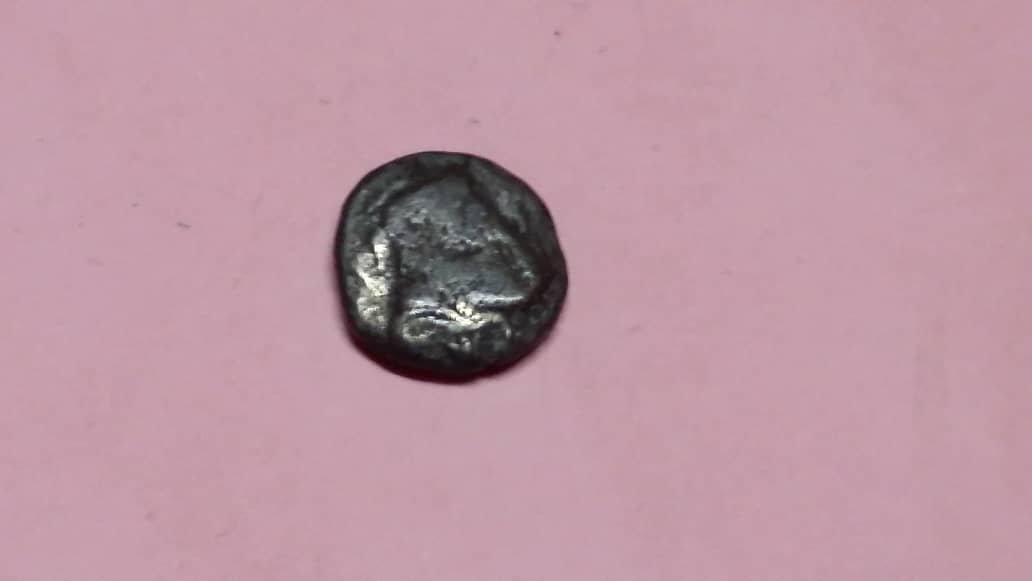 Pls-Help-Me-Identify-This-Collection
