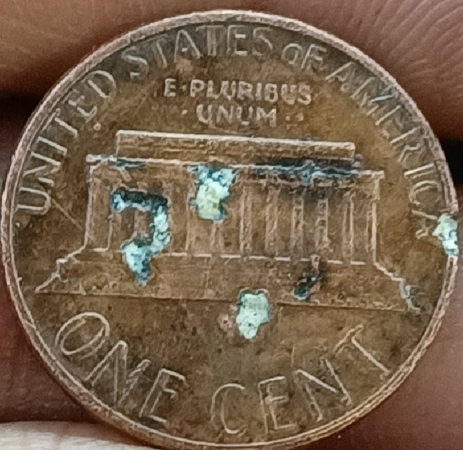 Lincoln-Memorial-Cent:-Is-This-A-Struck-Though