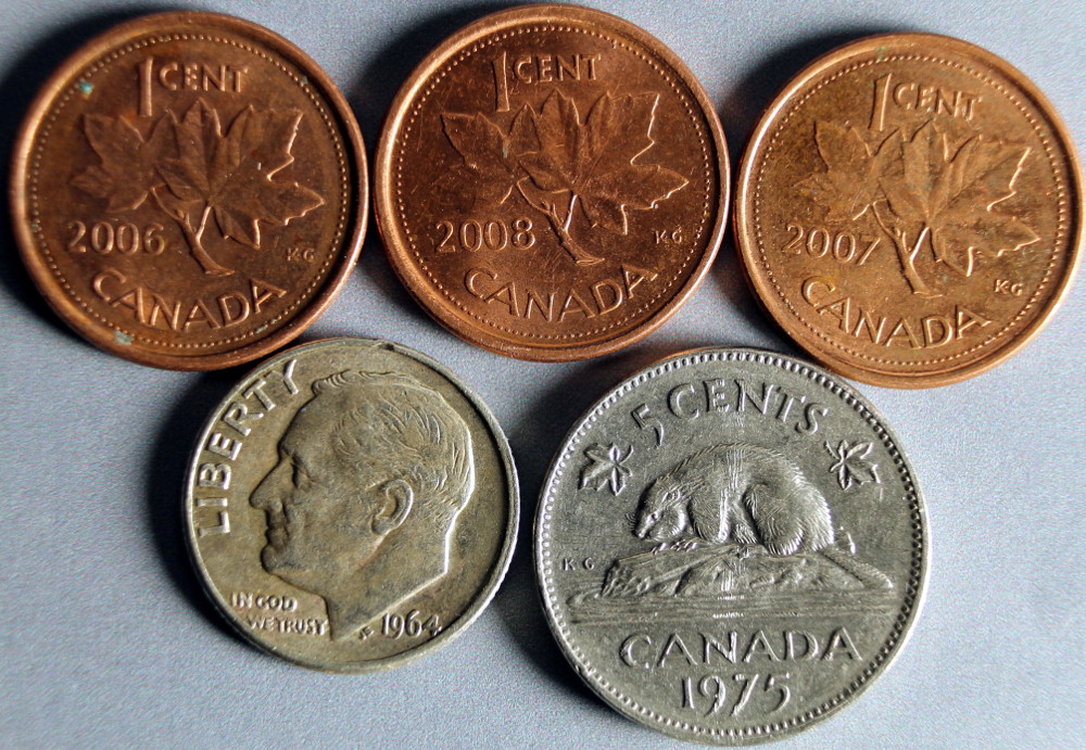Coinstar-Finds!-Including-Bank-Counters-And-Other-Machines
