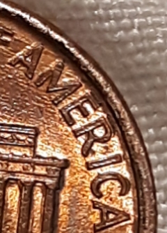 1992-D-Lincoln-Cent-With-Some-Kind-Of-Doubling?