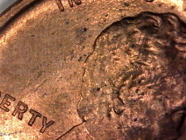 Has-This-1909-VDB-Lincoln-Cent-Been-Cleaned?